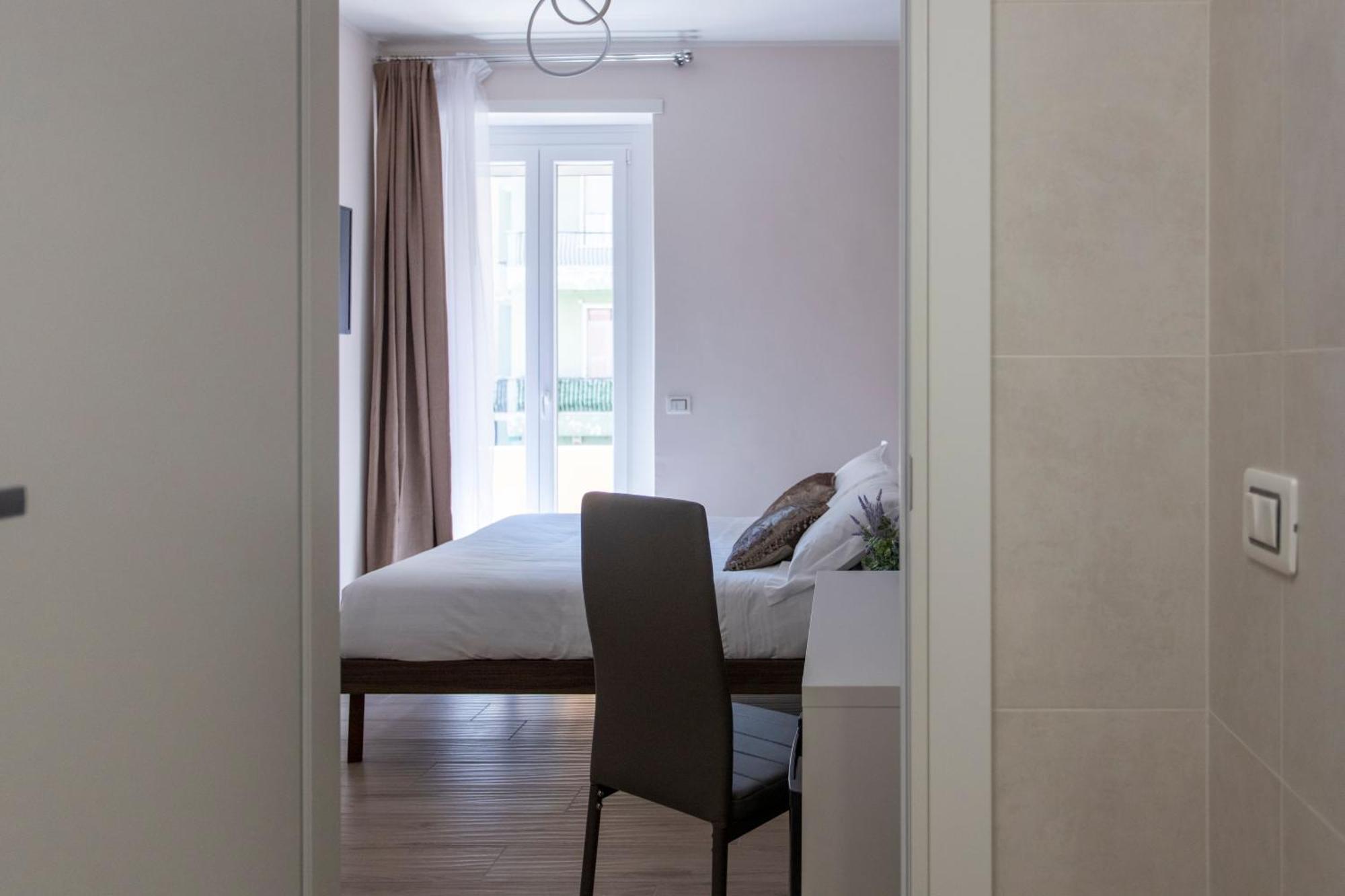 Mama Guest House Чампино Екстериор снимка
