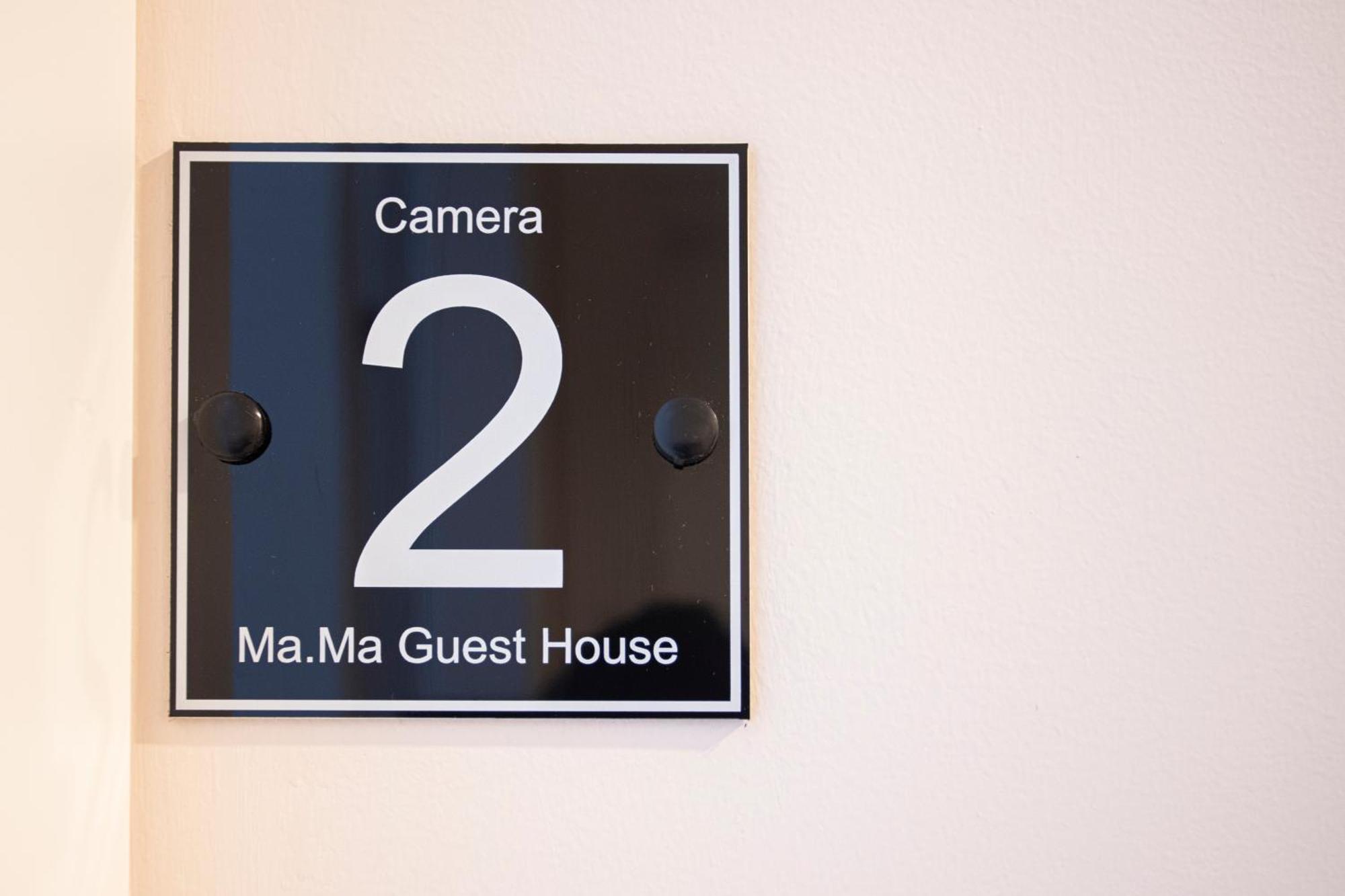 Mama Guest House Чампино Екстериор снимка